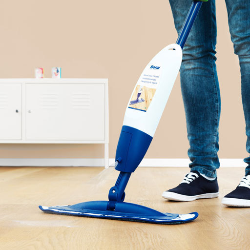 Bona Wood Floor Spray Mop Cleaning Kit Image 2