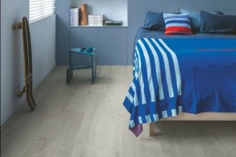 Alpha Vinyl Bloom Uniclic