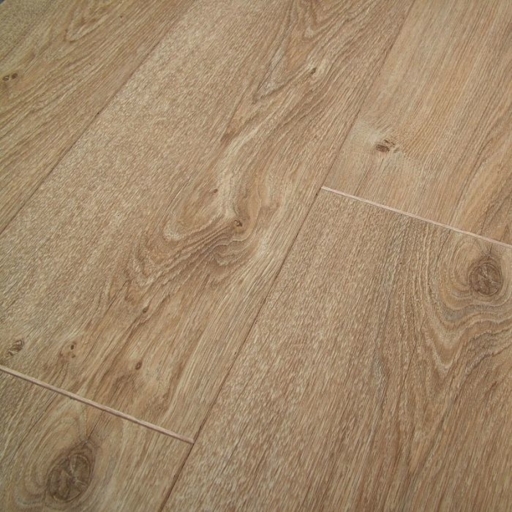 Lifestyle Chelsea Extra Avenue Oak Laminate Flooring, 8mm