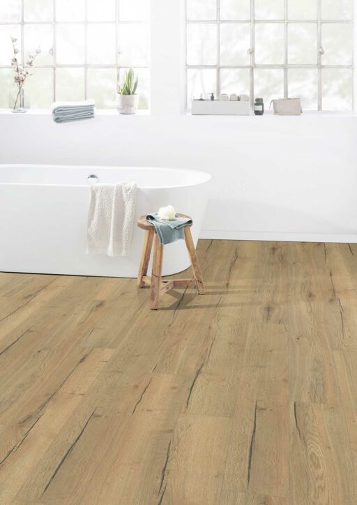 EGGER Classic Aqua Natural Valley Oak Laminate Flooring 193x8x1292mm