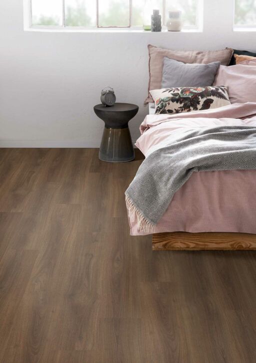 EGGER Classic Dark Bedollo Walnut Laminate Flooring, 193x8x1291mm