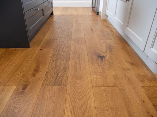Evolve Knightsbridge, Engineered Oak Flooring, Golden, Handscraped & Lacquered, 190x15x1900mm