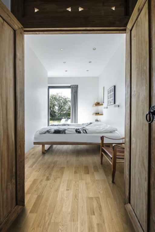 Kahrs Verona Oak Engineered 2-Strip Wood Flooring, Ultra Matt Lacquered, 200x15x2423mm