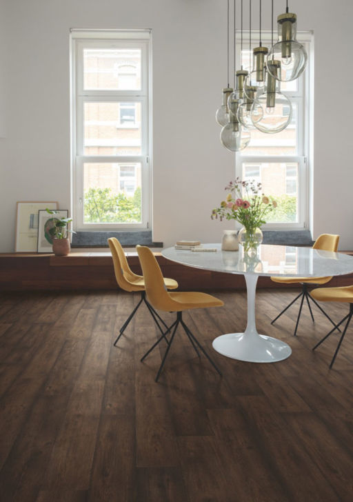 QuickStep Capture Waxed Oak Brown Laminate Flooring, 9mm