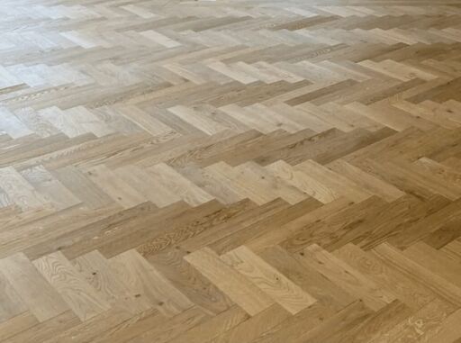 Tradition Nature Engineered Oak Herringbone Rustic, Brushed UV Oiled, 90x14x450mm