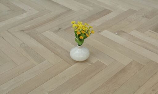 Tradition Select Engineered Oak Herringbone Flooring, Unfinished 90x20x500mm