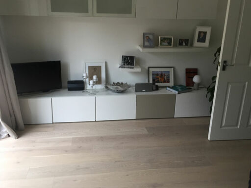 Xylo Oak Engineered Flooring, Polar White Stained Oak, Brushed, UV Oiled, 190x14x1900mm