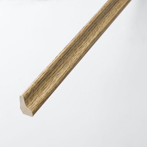 HDF Green Oak Scotia Beading for Laminate Floors, 18x18 mm, 2.4 m